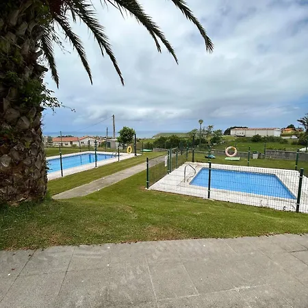 En Con Piscina Comunitaria Апартаменты *