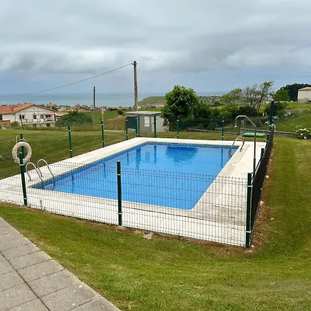 En Con Piscina Comunitaria Апартаменты